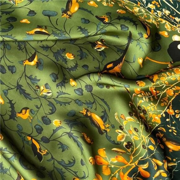 Lightweight Satin Scarves Large Capacity Green - Picture 7 of 7